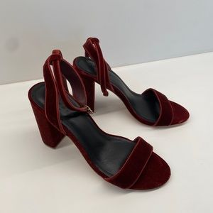 NEW Adrianne Sandro velvet block heels
